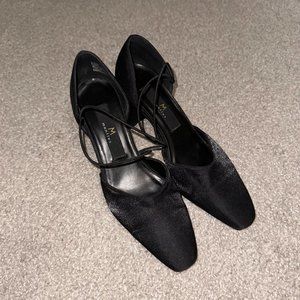 Vintage Mantles Black Closed Almond Toe Pumps Heels 3 Inch 3” Size 7